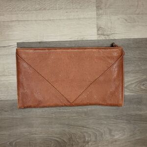 𝅺ruth Saltz Cognac Envelope Bag